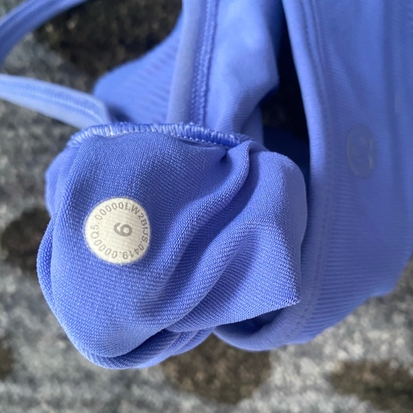 lululemon bra - Picture 2 of 4